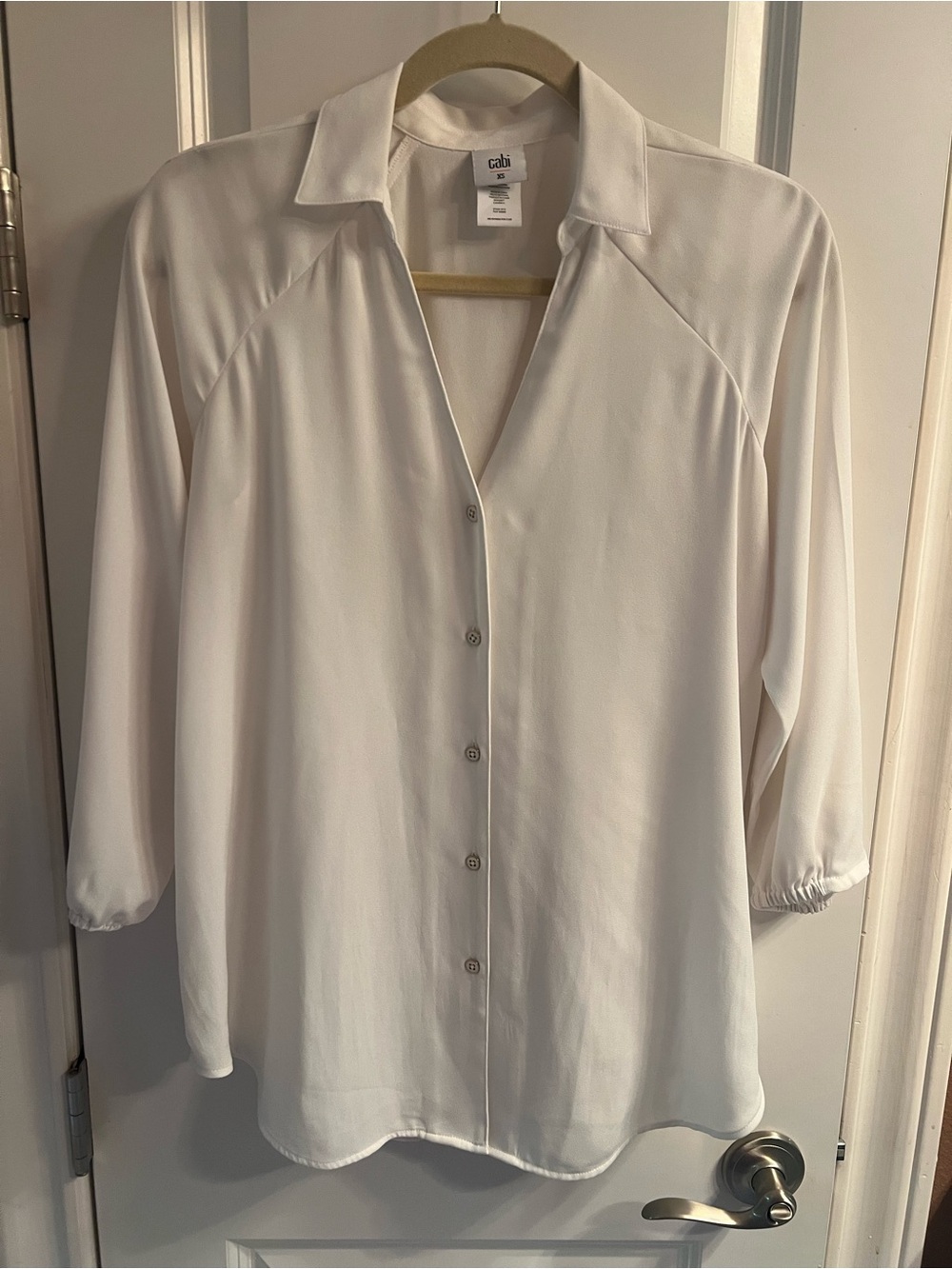 Cabi White Button-Front Blouse - Relaxed Collared Top